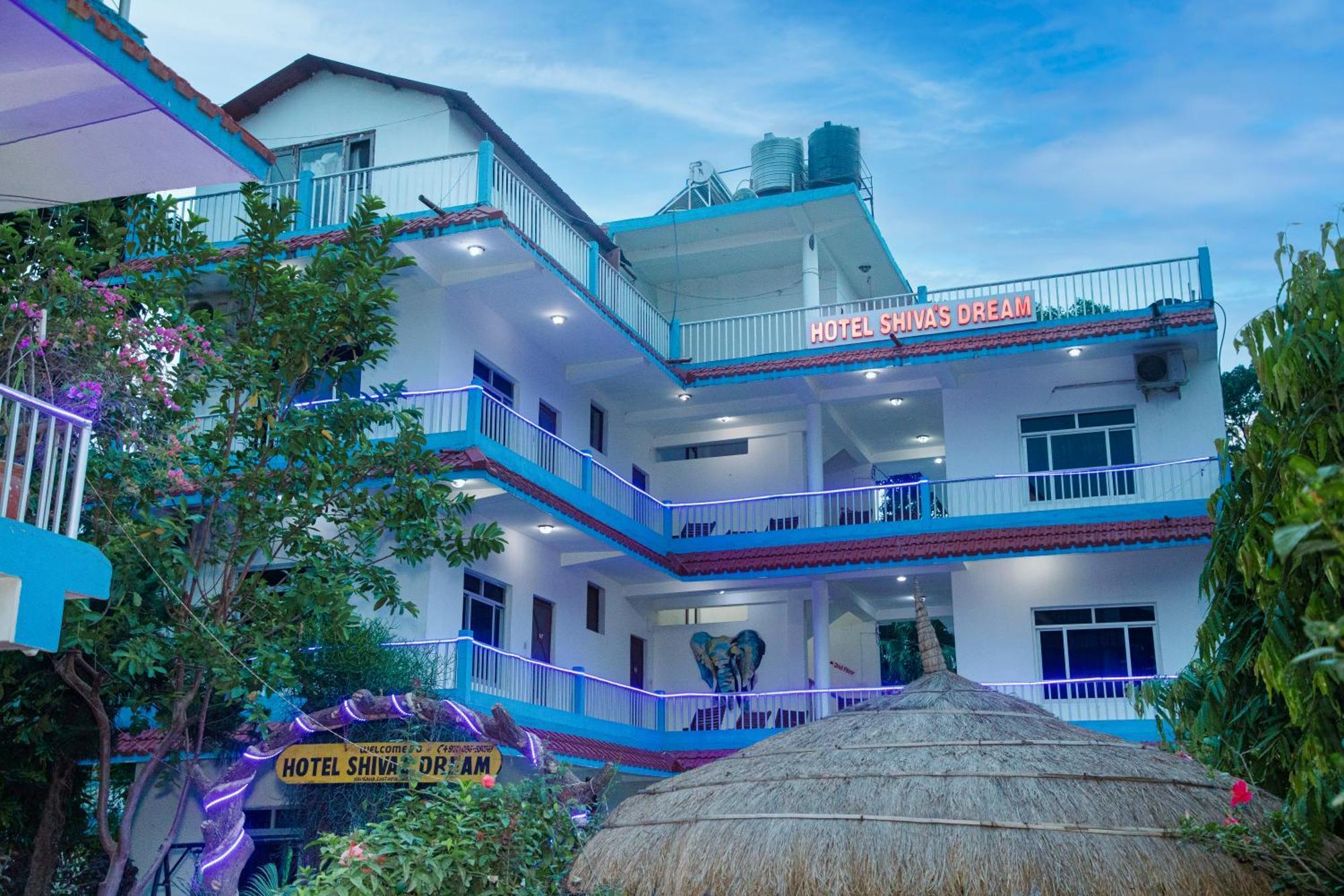 Hotel Shiva'S Dream Саураха Экстерьер фото