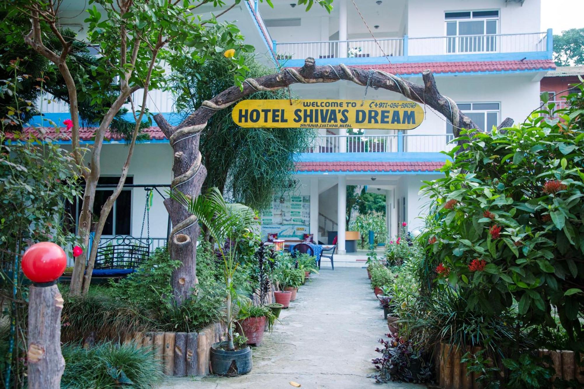 Hotel Shiva'S Dream Саураха Экстерьер фото