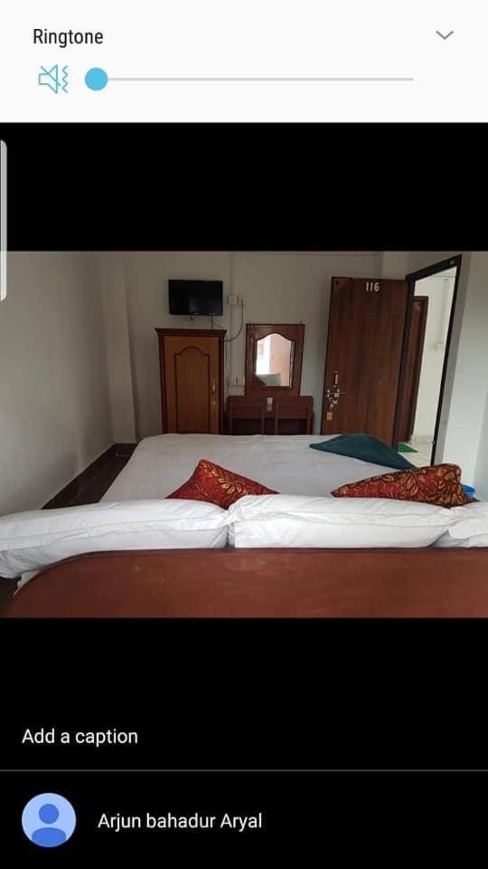 Hotel Shiva'S Dream Саураха Экстерьер фото