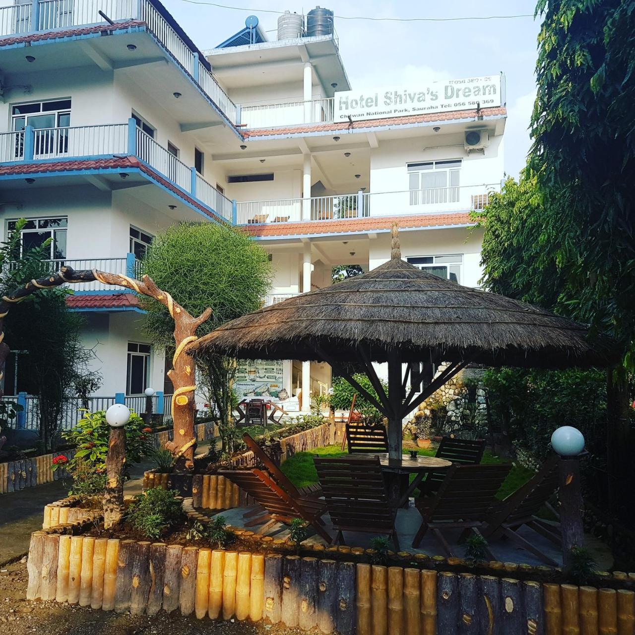 Hotel Shiva'S Dream Саураха Экстерьер фото